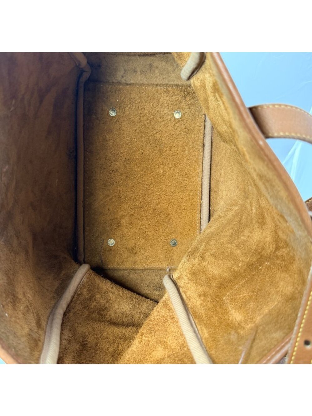 Dooney & Bourke Vintage AWL Tan Leather Bucket Tote Bag USA-Made - Picture 13 of 16